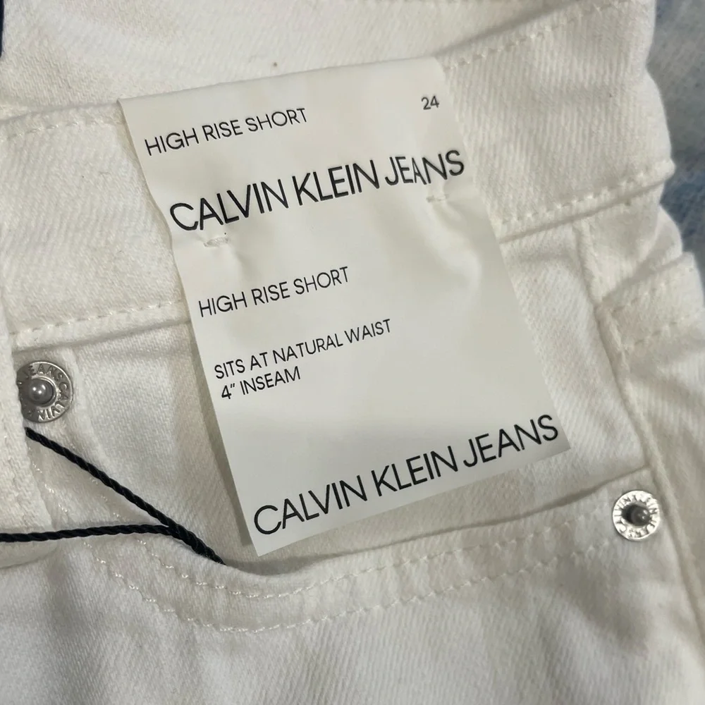 Calvin Klein Jeans White High Rise Jean Shorts Size 24 - Picture 4 of 6